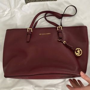Michael Kors Jet Set Large Purse